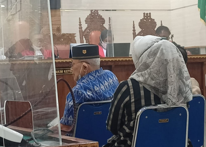 Dokter Ruskandi Beri Karomani Rp 240 Juta Untuk Infak Gedung LNC