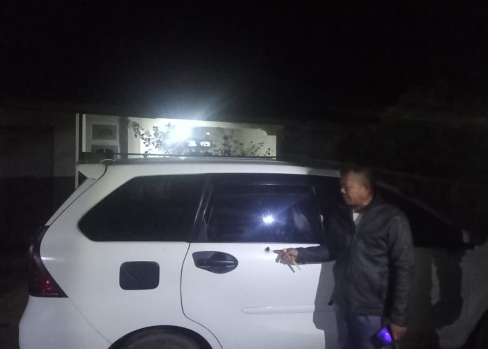  Aksi Pencurian Sopir Taksi Online Digagalkan Polisi, Mobil Ditinggalkan Dijalan, Pelaku Masih Dikejar