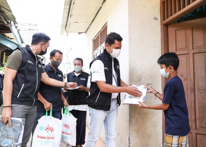 Berbagi Kasih di Hari Natal, BRI Salurkan Paket Sembako dan Santunan di Regional Office Seluruh Indonesia