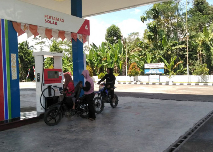 Kapolsek BNS Datangi SPBU, Dapat Info Penyebab Pengiriman BBM Terlambat 