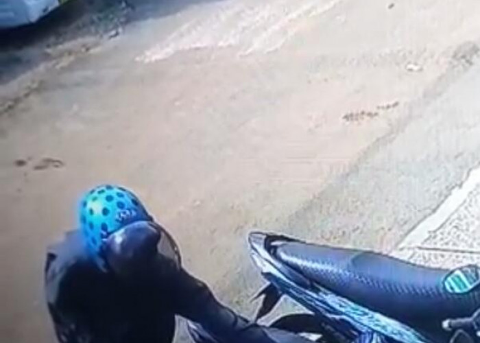 Nasib Apes, Berkunjung ke Rumah Mantan Bos, Motor Raib Digondol Pencuri