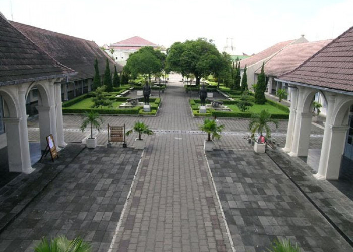 Wisata Sejarah ke Museum Benteng Vredeburg Yogyakarta, Sensasinya Serasa ke Masa Lalu