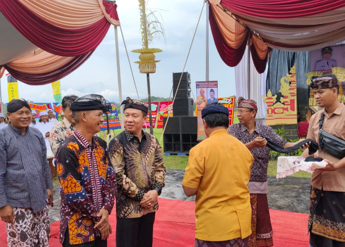 PJ Bupati Pringsewu Ingatkan Umat Hindu Jaga Persatuan