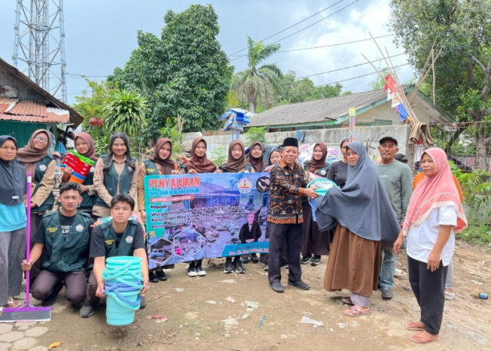 SMA YP Unila Care (Smanila Care) Salurkan Bantuan Bencana Banjir Bandar Lampung