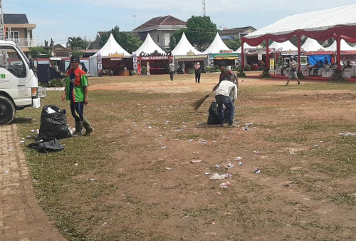 Bantu 20 Satgas Kebersihan, Kepala DLH: Mari Jaga Kebersihan Bersama