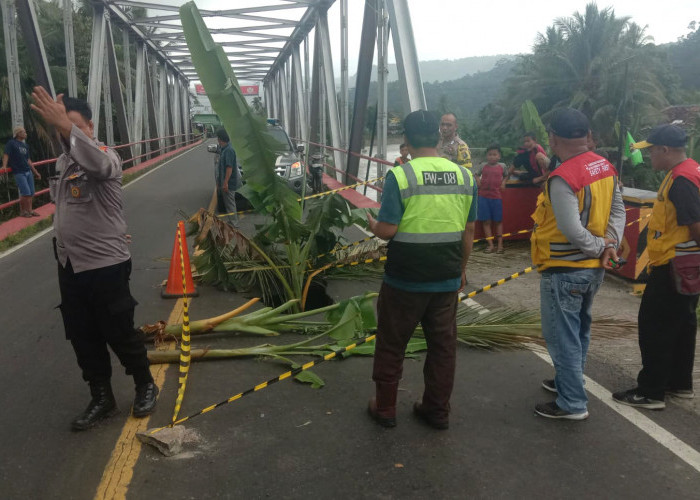 Berlakukan Buka Tutup di Jalinbar Pesisir Barat-Bengkulu 