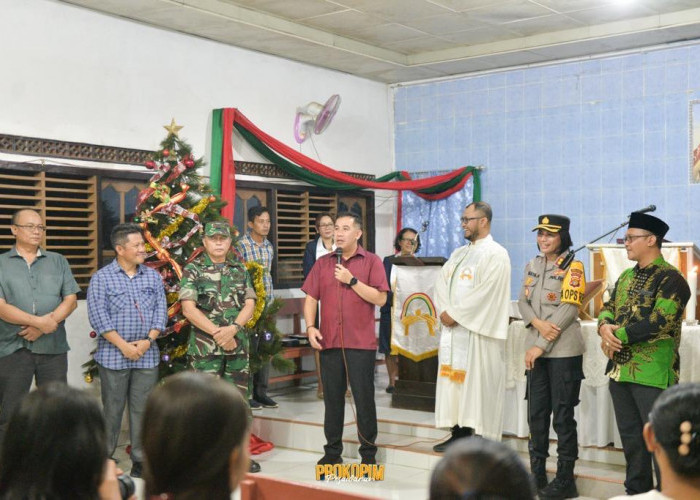 Pastikan Berjalan Lancar, Bupati Bersama Kapolres Pesawaran Tinjau Malam Misa Natal 2023 