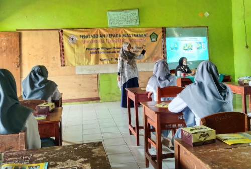 Universitas Teknokrat Indonesia Buka Wawasan Teknologi Informasi PKM Ke Sekolah Binaan di Lampung Tengah