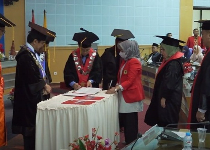 10 Kampus Ternama di Indonesia dengan Jumlah Guru Besar Terbanyak