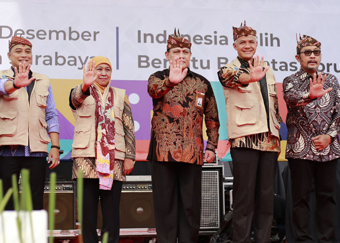 Ditetapkan Tersangka Pemerasan, Firli Bahuri Belum Juga Diberhentikan dari Jabatan Ketua KPK?