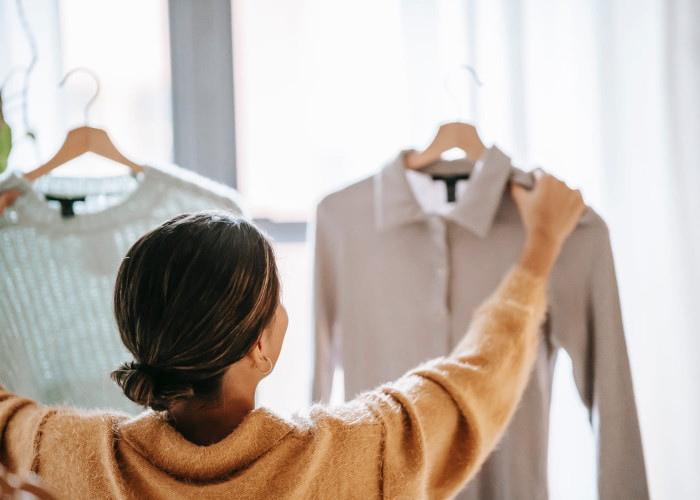 8 Tips Berpakaian Yang Nyaman dan Cocok saat Cuaca Panas Ekstrem
