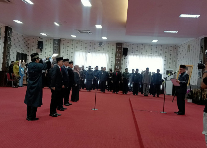 Pj Bupati Tulang Bawang Qudrotul Ikhwan Lantik Sekda dan 3 Pejabat Pimpinan Tinggi Pratama, Berikut Namanya