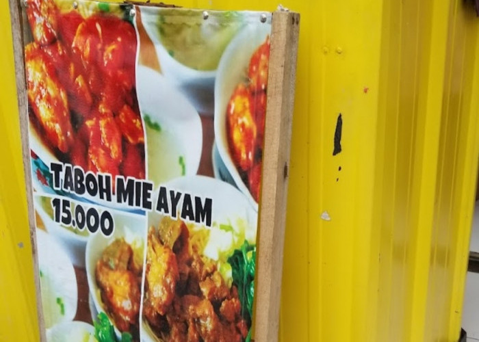 Bikin Nagih! Mie Ayam Kuah Medok, Pas Banget Buat Penggemar Pedas 