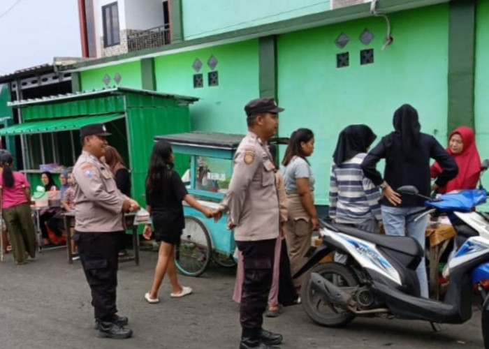Polres Tanggamus dan Polsek Jajaran Patroli Amankan Pasar Takjil