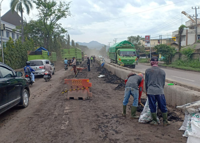 BPJN Sebut Temuan Minyak Tumpah di Jalan Yos Sudarso Sudah Tertangani