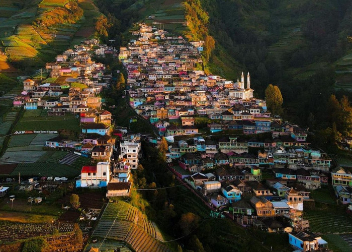 You Won't Believe This Indonesian Village Looks Like Nepal!