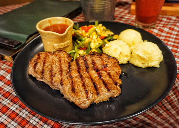 Rekomendasi Kuliner Kekinian di Bandung, Nomor 3 Bikin Ngiler Banget