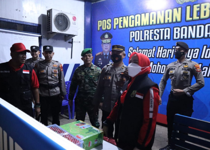 Keliling Malam Takbiran, Eva Dwiana Klaim Bandar Lampung Aman