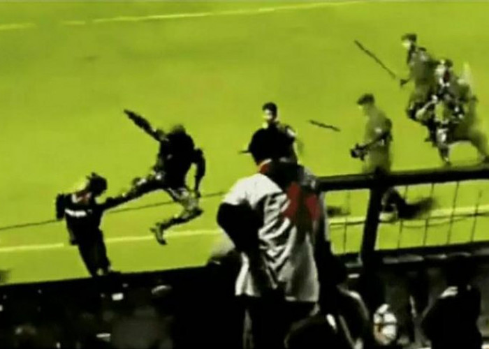 Soal Foto Tendangan Kungfu Perajurit TNI ke Aremania saat Tragedi Kanjuruhan, Begini Respons Jenderal Dudung 