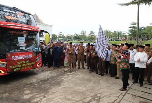 Sempat Tertunda Karena Pandemi Covid-19, Akhirnya Tahun 2022 Pemkab Lampung Barat Melepas 204 CJH