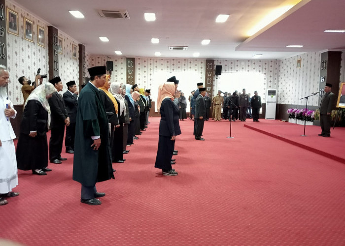 Perdana, Pj Bupati Tulang Bawang Qudrotul Ikhwan Geser 32 Pejabat, Berikut Ini Daftar Namanya