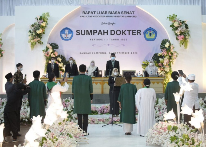 Mahasiswa Kedokteran Ikuti Sumpah Program Profesi Dokter, Ini Jumlahnya