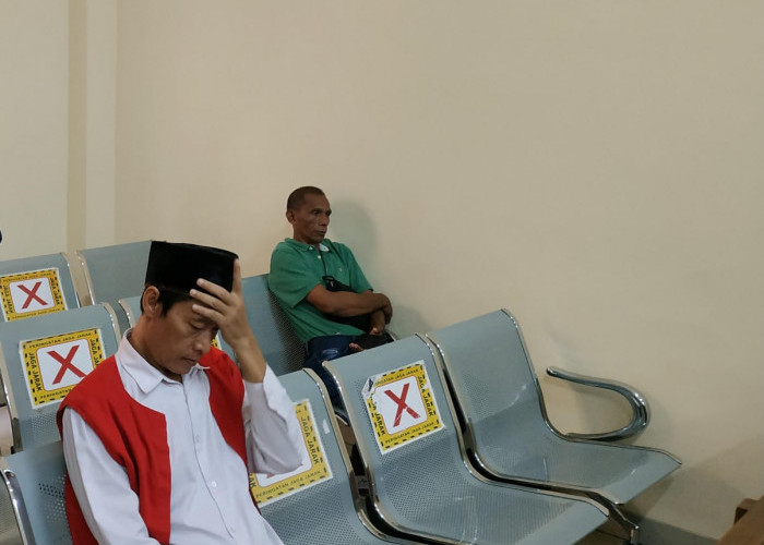 Hakim Vonis Pembunuh Bos Parut Kelapa 10 Tahun Penjara