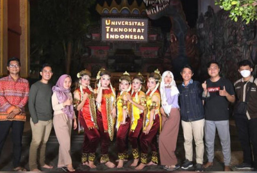 Bangga, Tim Universitas Teknorat Indonesia Juara 1 Lomba Tari Nasional
