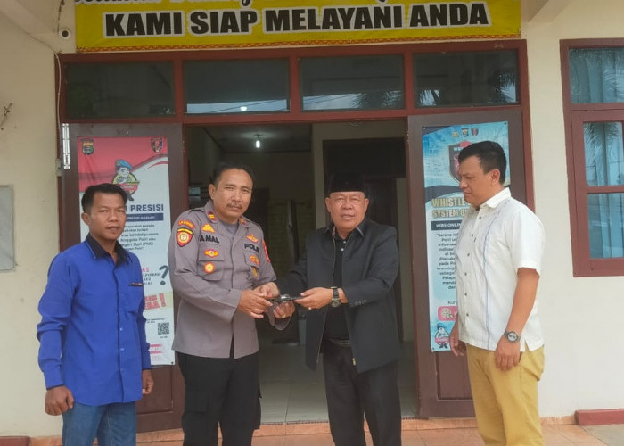 Sepucuk Senpira Diserahkan Warga ke Polsek Lambu Kibang