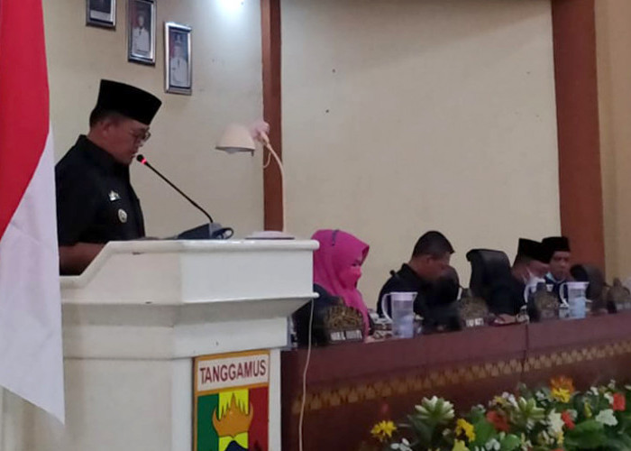 Pemkab Tanggamus Sampaikan Tiga Raperda Kepada DPRD 