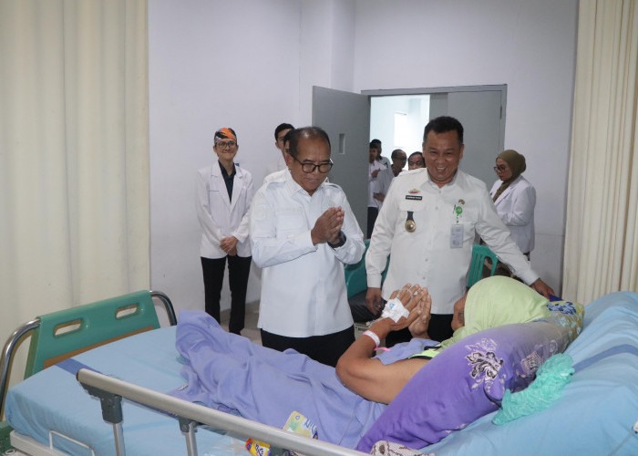 Pj. Gubernur Tekankan RSUDAM Wajib Tingkatkan Pelayanan Kepada Masyarakat 