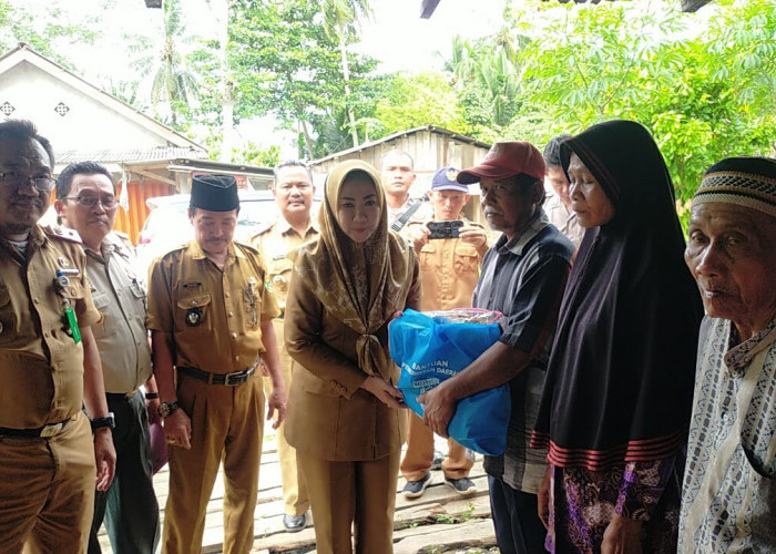 Warganya Terkena Angin Puting Beliung, Ini yang Dilakukan Pemkab Tanggamus