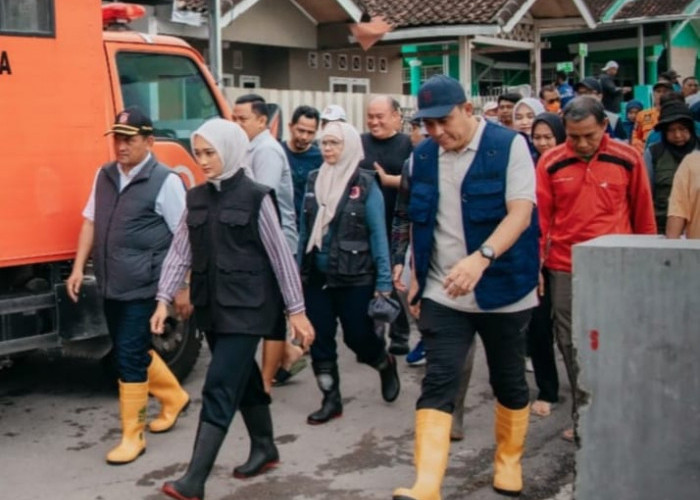 Gubernur dan Wakil Gubernur Lampung Pastikan Penanganan Pasca Banjir Berjalan Optimal