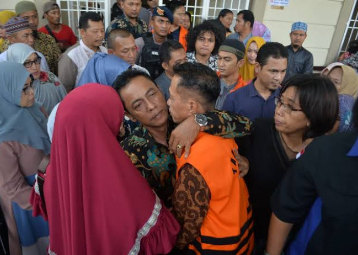 Dapat PB, Mantan Bupati Mesuji Khamami Bebas