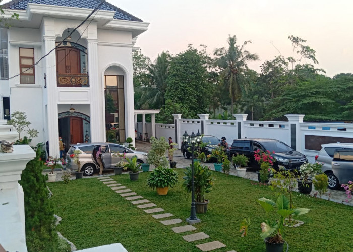 KPK Dapat Uang Sekantong Kresek dari Ruang Kerja Rektor Unila Nonaktif