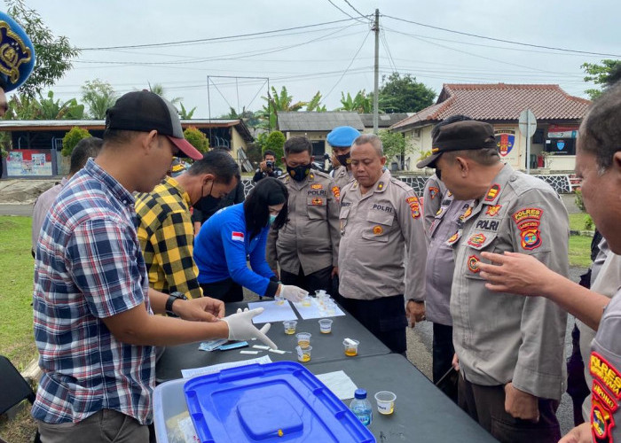 Dampak Polisi Tembak Polisi di Lamteng, Puluhan Perwira Polres Lampura Dites Urine
