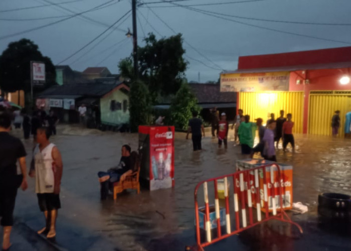 Diterpa Hujan Lebat, Belasan Rumah Warga di Raja Basa Terendam Banjir