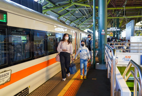Aksi Pelecehan Seksual Incar Perempuan di KRL, Ajakan Waspada 24/7 Menggema