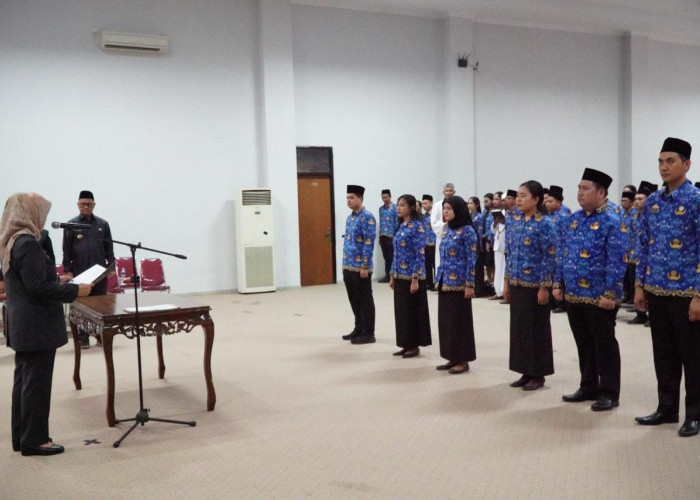 Pj. Sekda Tubaba Lantik Pejabat Fungsional Serta Pengambilan Sumpah Janji PNS 