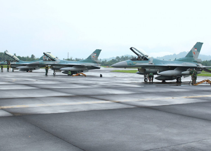 TNI Siagakan Gelar F 16 Fighting Falcon Amankan Labuan Bajo