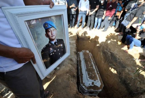 10 Telepon Seluler terkait Tewasnya Brigadir J Telah Diperiksa, Isi Chat dan Foto Diungkap Komnas HAM