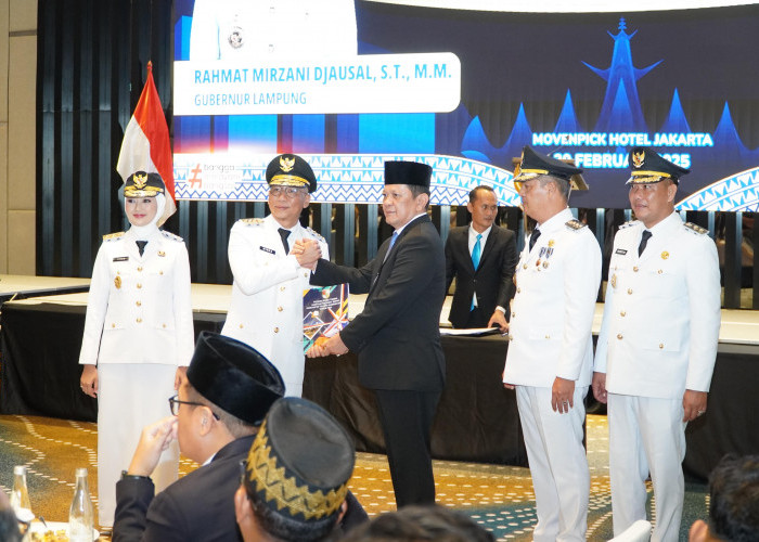 Disaksikan Gubernur Lampung, Bupati dan Wakil Bupati Tubaba Lakukan Serah Terima Jabatan