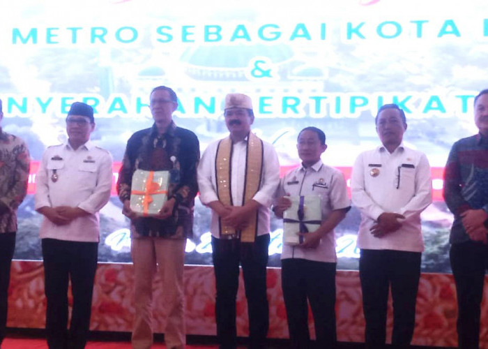 Kota Metro, Pertama di Lampung Mendapat Predikat Kota Lengkap
