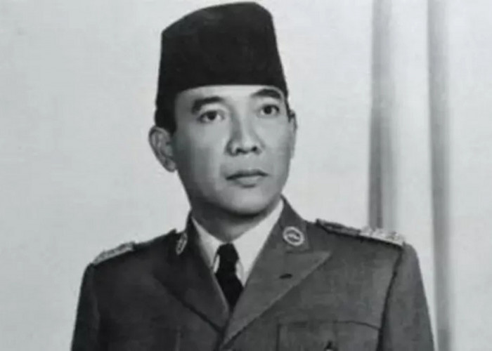 TAP MPRS No XXXIII/MPRS/1967 Dicabut, Ini Momen Kembalikan Martabat Presiden Soekarno jadi Bapak Bangsa