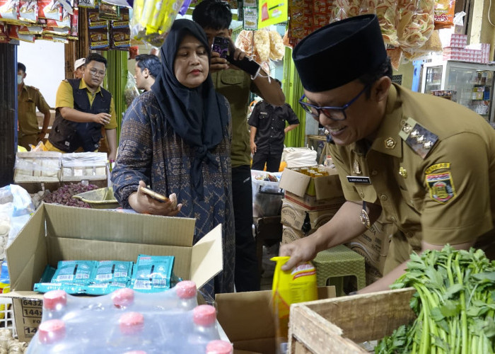 Pantau Harga Sembako, Ardito Sidak ke Pasar Bandar Jaya Plaza