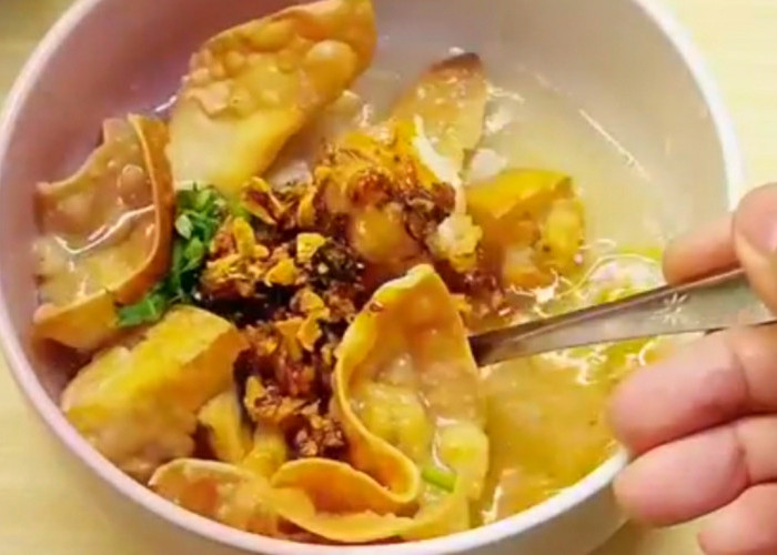 Resep Batagor Kuah Chili Oil yang Cocok Dinikmati saat Hujan