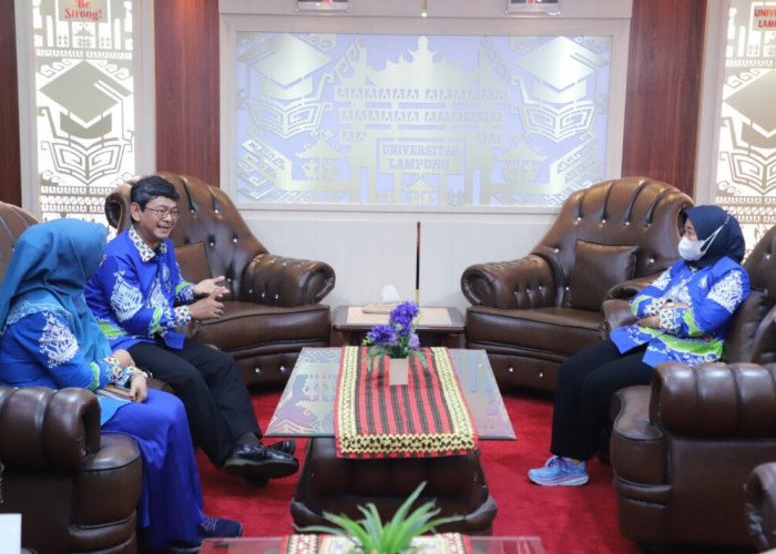 Rektor Unila Dukung Rencana Pendirian Apotek Pendidikan di Kampus