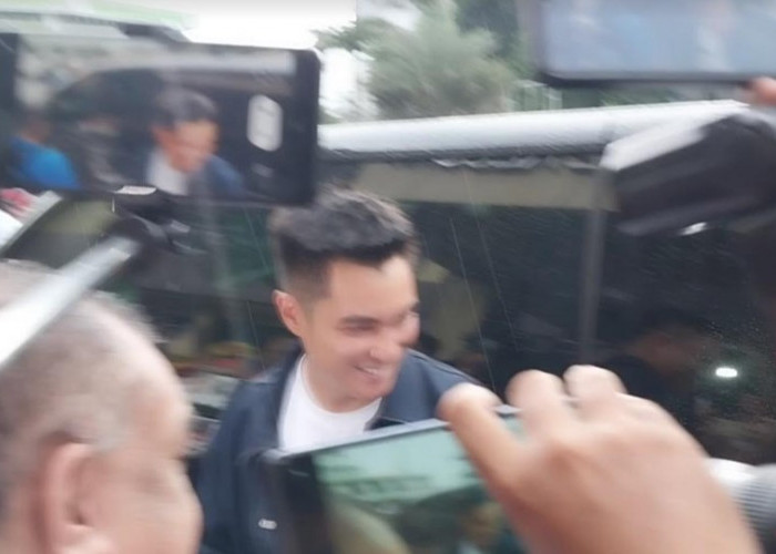 Baim Wong dan Paula Datang Penuhi Panggilan Polisi Soal Prank KDRT