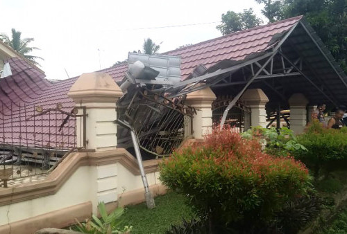 Puting Beliung di Purbolinggo, 18 Rumah Rusak