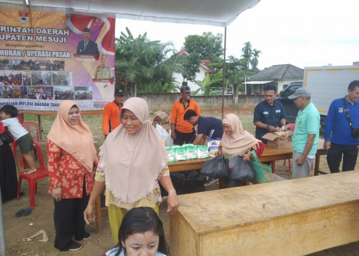 Masuk Zona Aman Inflasi Mesuji Rutin Gelar Pasar Murah 